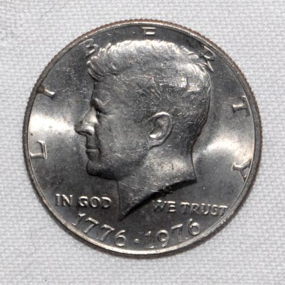 1976 Bicentennial Half obv 040
