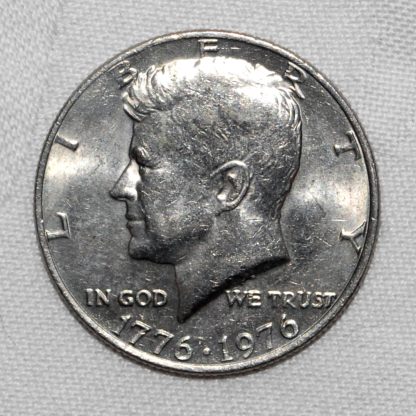 1976 Bicentennial Half obv 045